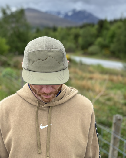 Mountain Range 5 Panel Fleece - Moss Green