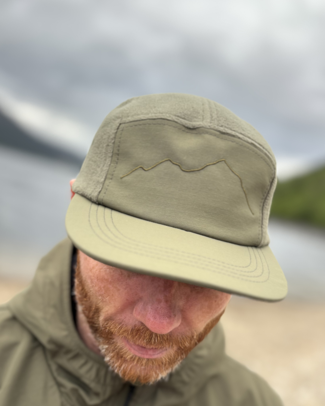Mountain Range 5 Panel Fleece - Moss Green